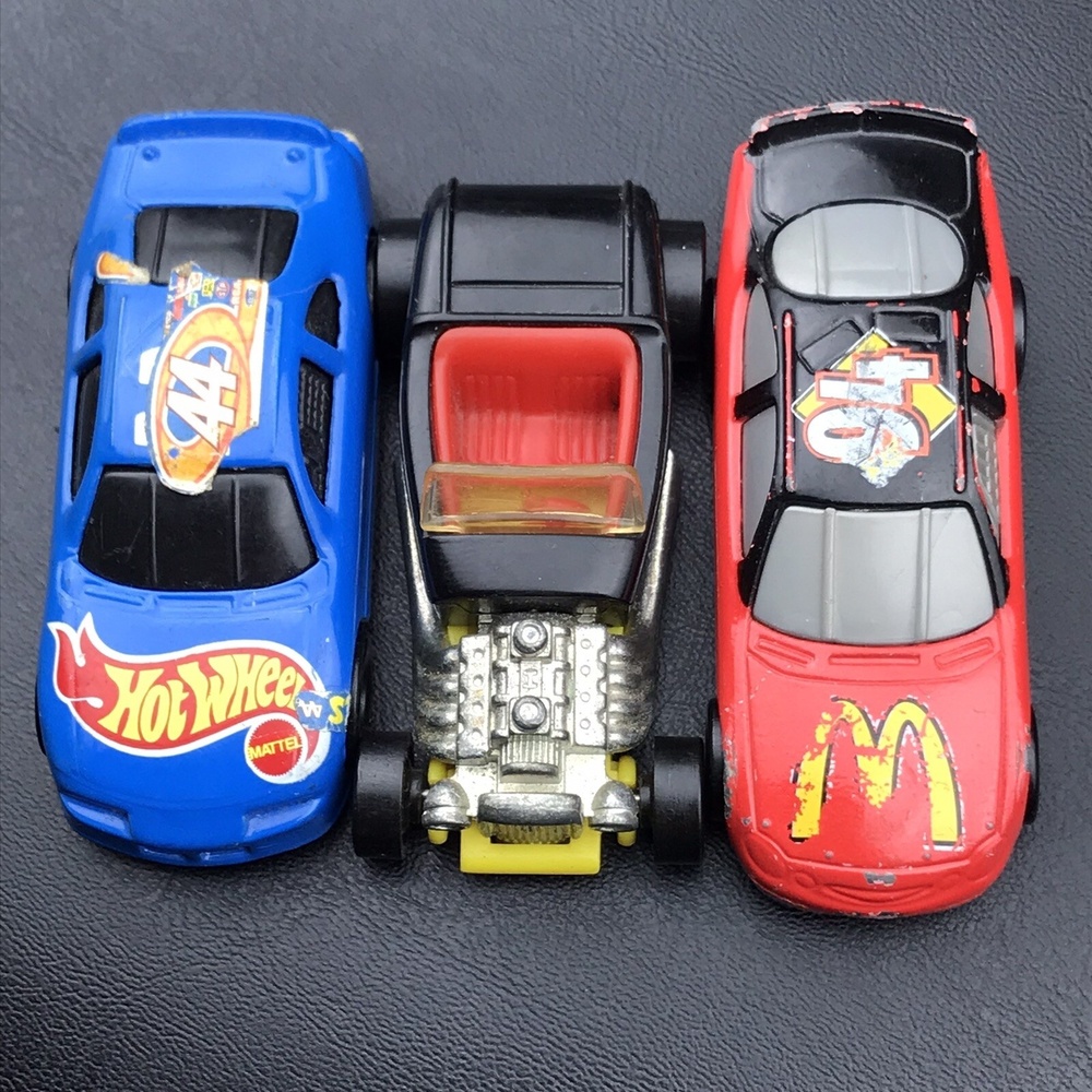 Hot Wheels McDonalds Die Cast Toy Lot 3 Multi-Color Sports Cars Used Played With